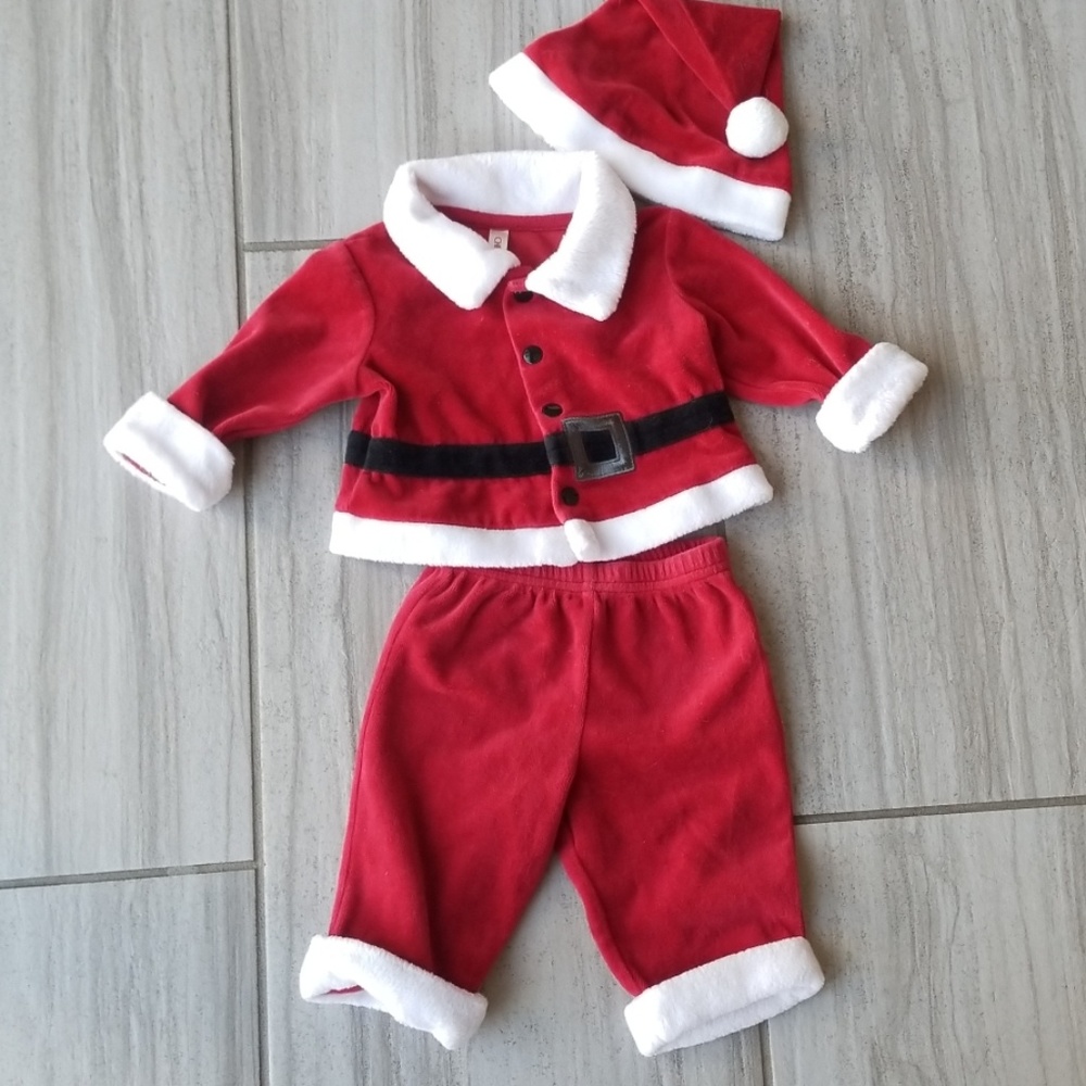 Santa claus suit for baby